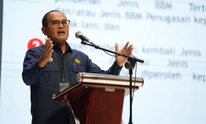 BPH Migas penghargaan sosialisasi surat rekomendasi BBM pada waktu Jatim Fest 2024
