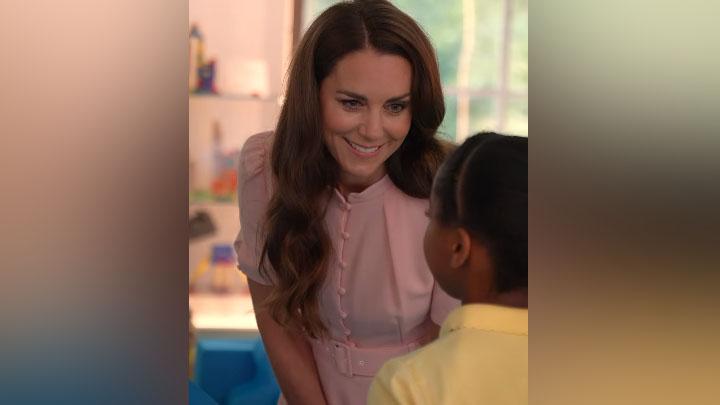 Kate Middleton Pakai Gaun Pink Lagi sewaktu Buka Museum Anak-anak