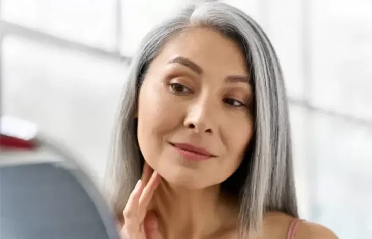 5 Kandungan Skincare yang tersebut digunakan Harus Dihindari pada area Usia 40 Tahunan