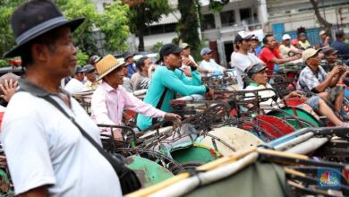 Tukang Becak ke Jawa Jadi Miliarder, Meraih kemenangan Undian Rp50 M