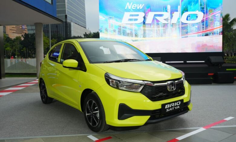 Harga, spesifikasi setelah itu rincian kredit mobil Honda Brio