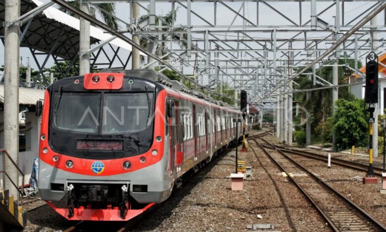 Jadwal commuter line Yogyakarta juga sekitarnya, juga Prameks