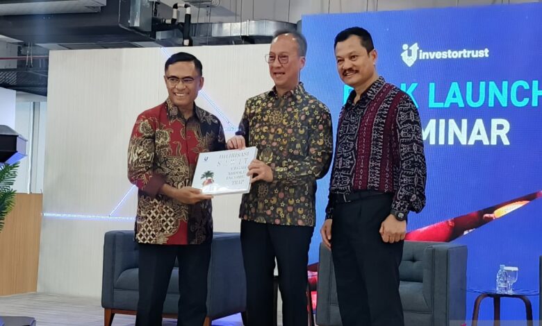 Saleh Husin buat buku kesulitan sawit, tekankan serangkaian lanjut bagi kemajuan RI