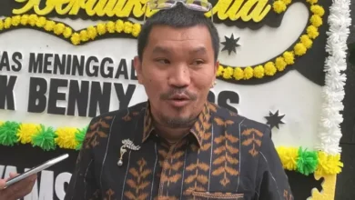 Benny Laos pada Mata Komika Mongol Stres: Orangnya Suka Bercanda