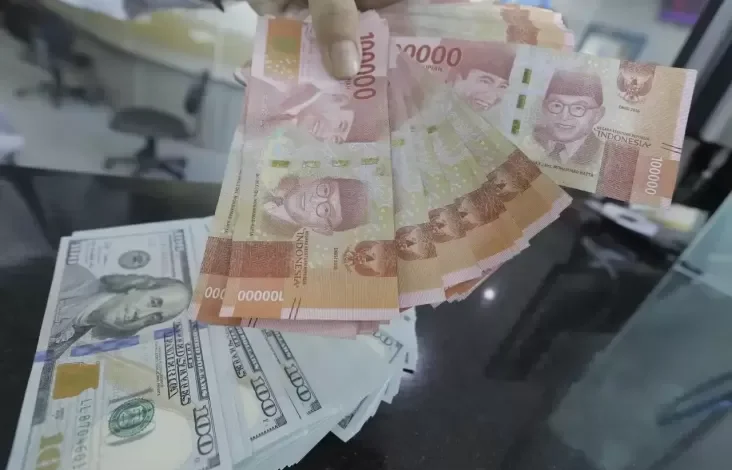 BI Tahan Suku Bunga Acuan 6%, Rupiah Ditutup Semringah ke Rp15.510