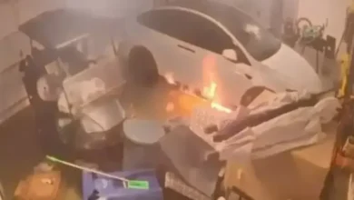 Konsekuensi Badai Helene, Mobil Tesla Terbakar pasca Terendam Air Asin
