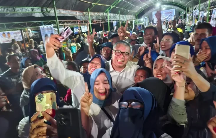 Dekat dengan Rakyat, Cagub Sulteng Ahmad Ali Dapat Sambutan Hangat pada di Lokasi Kampanye
