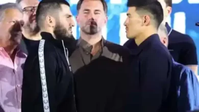 Duel Jawara Kelas Berat Ringan, Bisakah Dmitry Bivol Menghancurkan Artur Beterbiev?