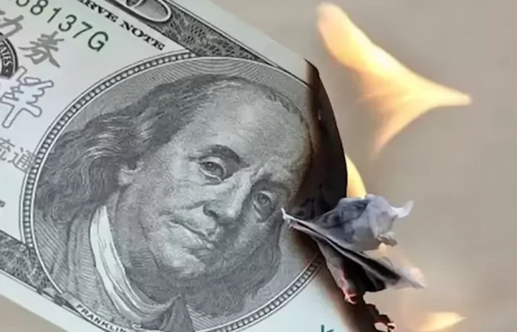 Ekonom Sebut Ulah Gila Negeri Paman Sam Bakal Hancurkan Kepercayaan pada Dolar