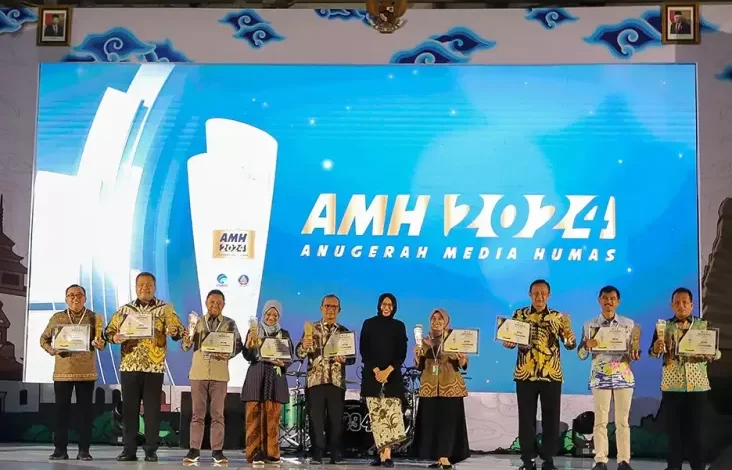 Gerak Segera Atasi Kekeringan, Kementan Sabet Penghargaan Komunikasi Publik Terbaik pada area AMH 2024