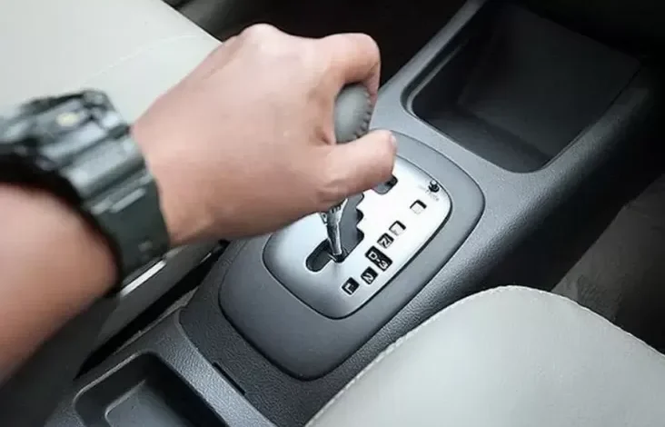 Ini adalah adalah Arti Huruf juga Angka pada Persneling Mobil Matic