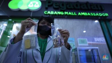 Harga Emas Pegadaian Hari Ini adalah adalah Kompak Turun