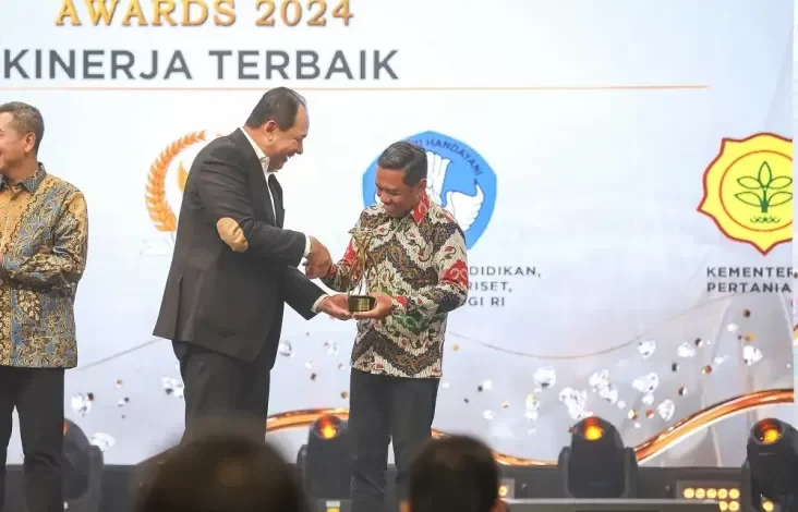 Kementerian Pertanian Raih Penghargaan Prestasi Terbaik dari Kementerian juga Lembaga Awards 2024