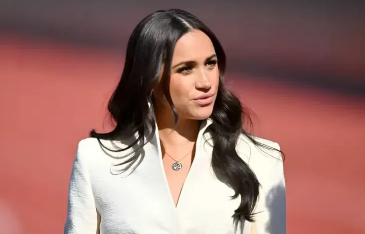 Meghan Markle Diusir Keluarga Kerajaan, Dipaksa Tinggalkan Inggris