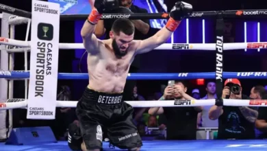 Momen Artur Beterbiev Berzikir juga Mengucap Nama Allah di Atas Ring Tinju