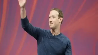 Prediksi Mark Zuckerberg: Kacamata Pandai Gantikan Smartphone pada 2030