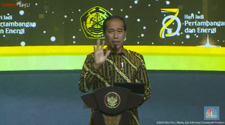 Jokowi Pamer Proyek Kebanggaannya Bikin RI “Kipas-Kipas” Rp573 Ribu Miliar