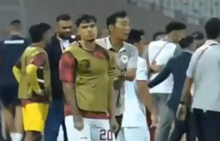 Shayne Pattynama Ngamuk Dicurangi Wasit, Netizen: Mau Singkirkan Timnas Indonesia Gak Gitu Caranya!
