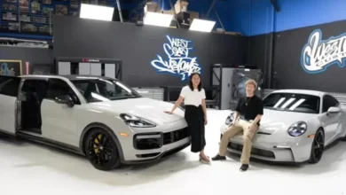 Sultan Mah Bebas! Mark Zuckerberg Modifikasi Porsche Jadi Minivan demi Istrinya