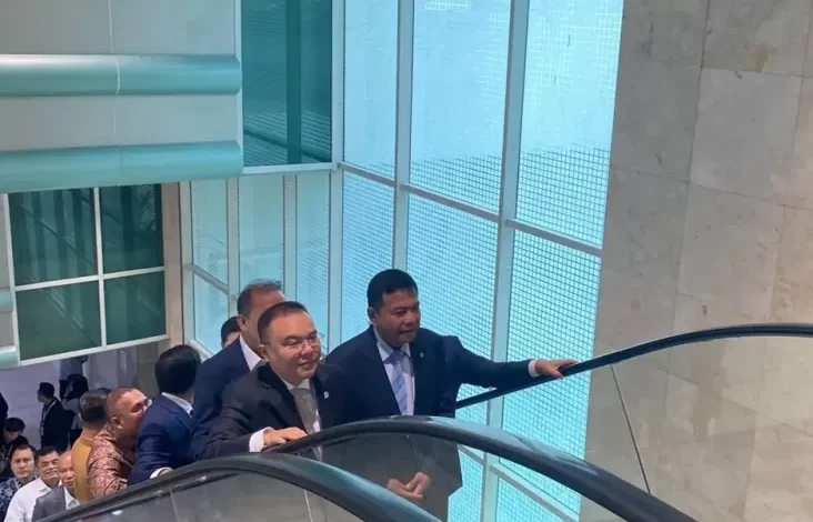 Tiba pada DPR, Herindra Siap Jalani Uji Kelayakan kemudian juga Kepatutan Kepala BIN