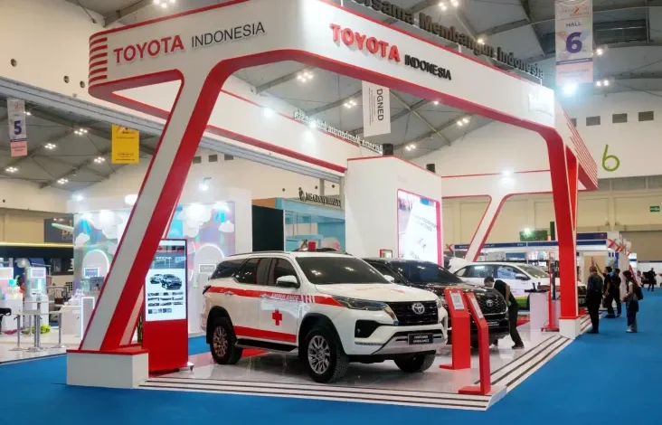 Toyota Sumbang 60% Ekspor Otomotif Indonesia, Model Hybrid Mendominasi!