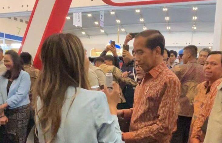 Trade Expo Indonesia 2024, Jokowi Mampir pada Booth Maklon juga Brand Kecantikan Lokal