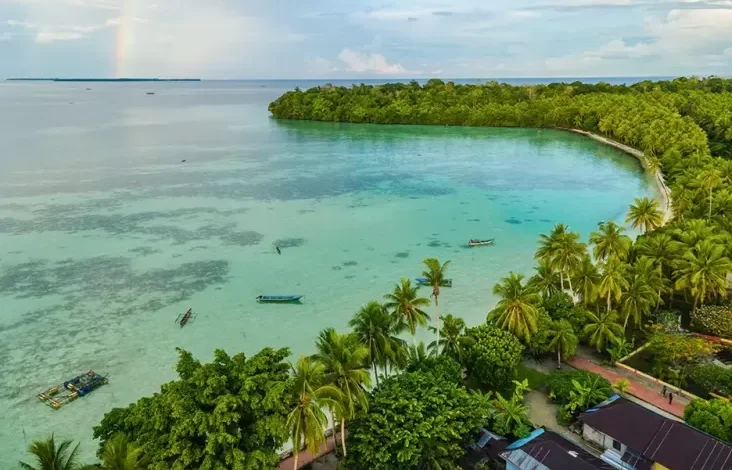 15 Rekomendasi Wisata Alam di dalam area Ambon, Banyak Pantai Indah Instagramable