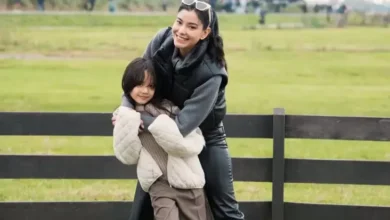 5 Potret Kedekatan Medina Dina dan juga Gempi, Kompak Liburan Bareng bak Ibu Anak