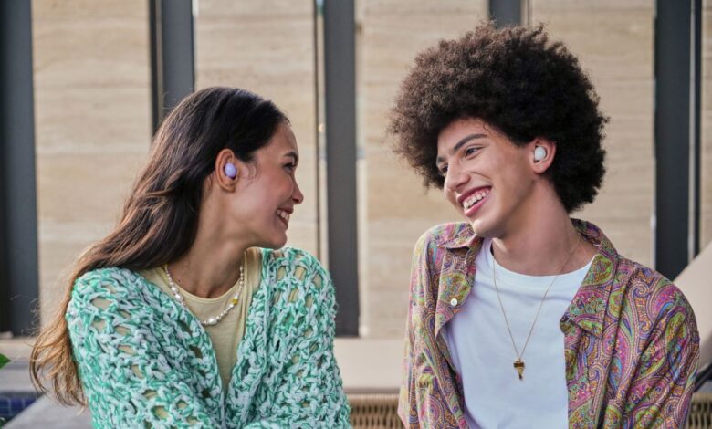 Perbandingan Apple AirPods Pro 2 vs Samsung Galaxy Buds2 Pro