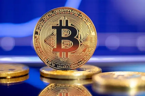 Bitcoin Kalahkan Perak, Jadi Aset Terbesar ke-8 Bumi