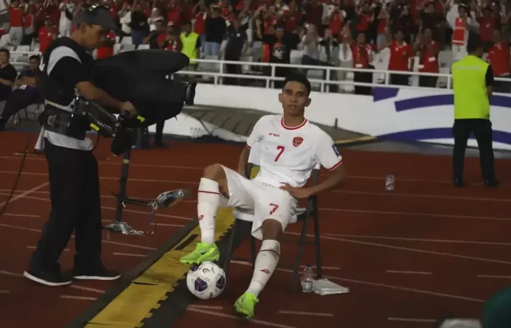 Gaya Tengil Selebrasi Duduk Ala Marselino Ferdinan: Ekspresinya Itu Lho…