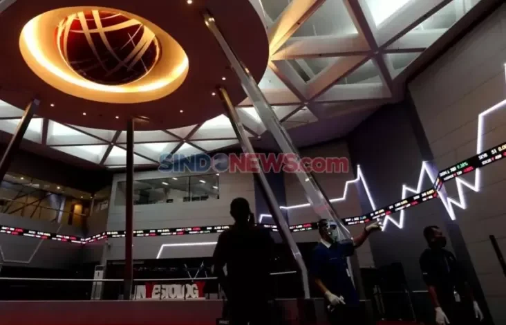 IHSG Ditutup Terbang 1,65% ke 7.314, Industri Keuangan Paling Kinclong