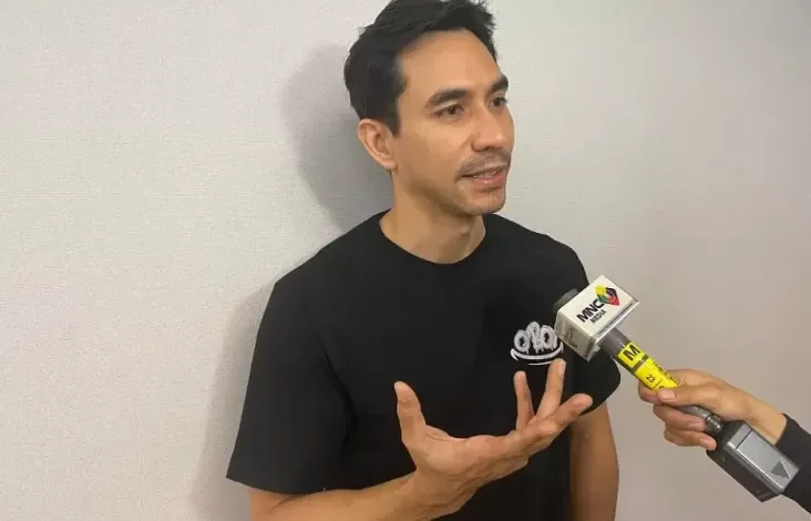 Jadi Pemain Utama, Darius Sinathrya Bocorkan Karakter pada Series Vision+ Sugar Daddy
