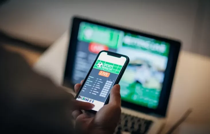 Komdigi Bakal Audit Sistem Pengendalian Konten Negatif, Ada Apa?