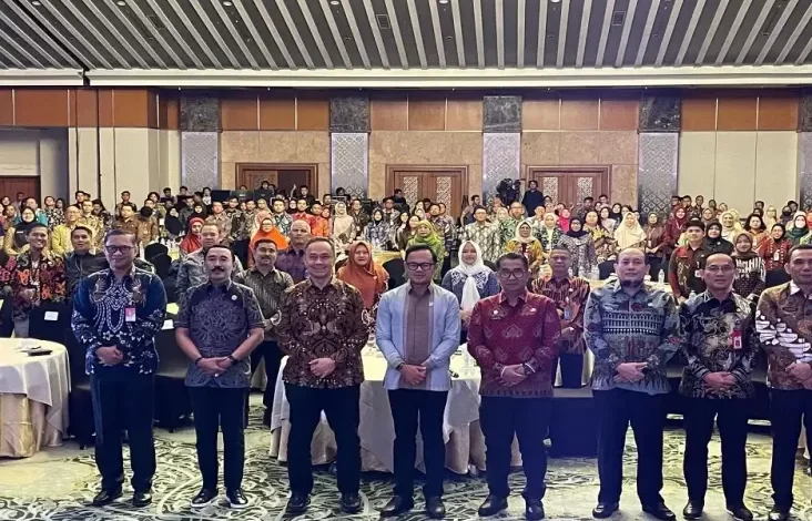 Jaminan Kemendagri Mempertahankan lalu juga Menghidupkan ASN Ber-AKHLAK Diapresiasi