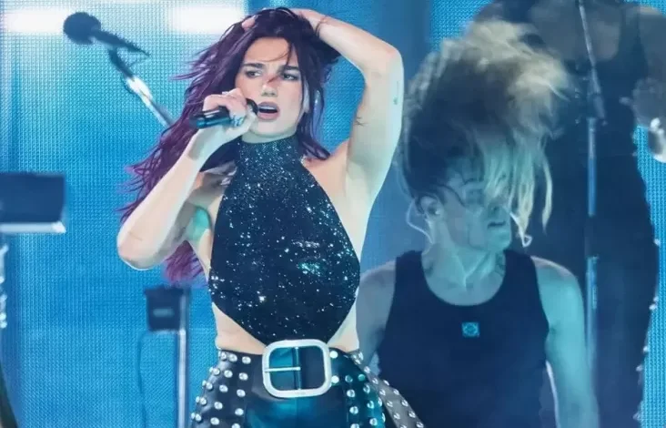 Konser Dua Lipa di dalam tempat Ibukota Indonesia Tiba-tiba Dibatalkan, Promotor Singgung Kesukaran Panggung