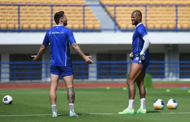 Maung Bandung Kembali ke Beraksi! Simak Jadwal kemudian juga Link Streaming Port FC vs Persib Bandung