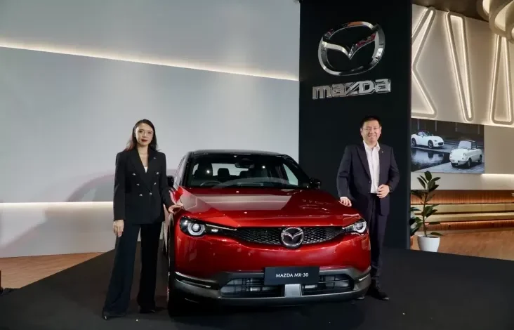 Mazda MX-30: Harga Rp860 Juta tapi Jarak Tempuh belaka sekali 200 Km, Mobil Listrik Ideal atau Sekadar Gaya?