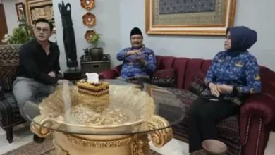 Novi Ditantang Alvin Lim Siram Air Keras ke Mata, Denny Sumargo: Jangan Dong, Niatnya Kan Bantu Agus