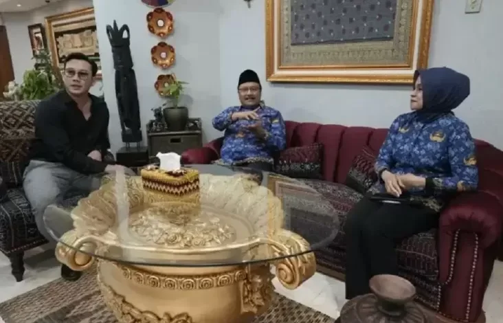 Novi Ditantang Alvin Lim Siram Air Keras ke Mata, Denny Sumargo: Jangan Dong, Niatnya Kan Bantu Agus