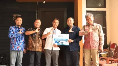 Pastikan Keandalan Layanan ICONNET, Direksi PLN Icon Plus Sambangi Rumah Pelanggan
