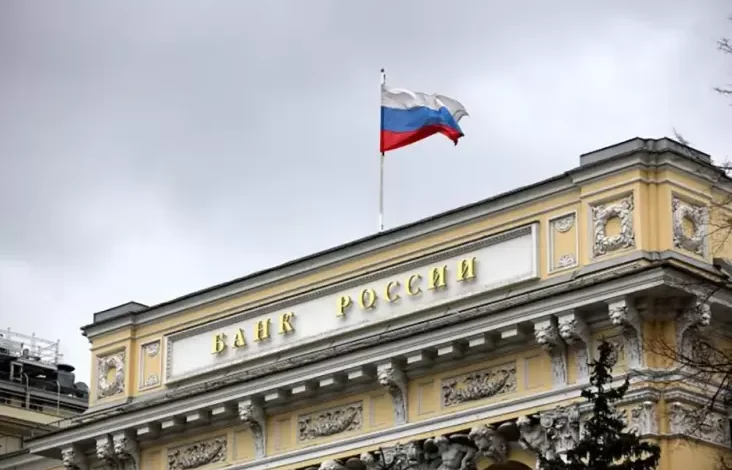 Rubel Ambruk, Bank Sentral Rusia Setop Beli Dolar Negeri Paman Sam