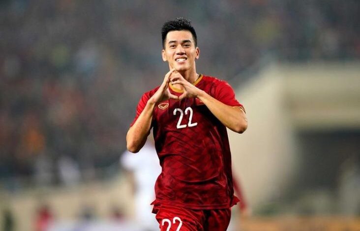 Striker Vietnam Nguyen Tien: Timnas Indonesia Favorit Juara Piala AFF 2024