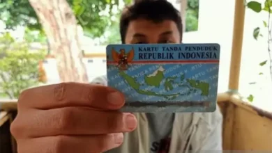 Selfie dengan KTP Bisa Bikin Bangkrut? Hal ini adalah Faktanya!