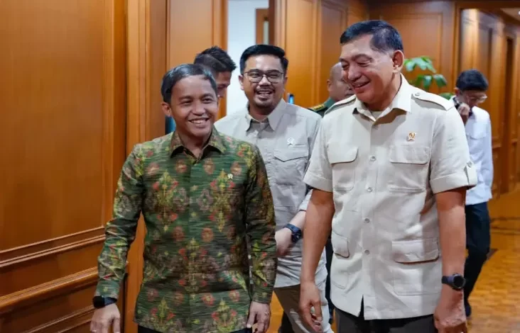 Terima Kunjungan Menhan, Menhut Raja Antoni Serius Tingkatkan Sinergi Jaga Hutan