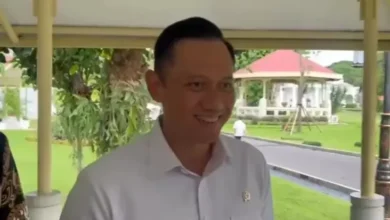 AHY Tersenyum Ditanya Prospek Jokowi Gabung Demokrat usai Dipecat PDIP