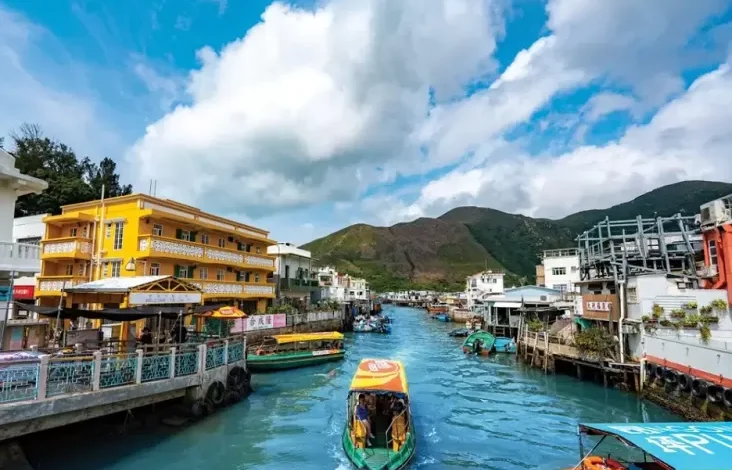 Hong Kong Kian Ramah Wisatawan Muslim, Musala juga Resto Halal Ada pada area Mana-mana