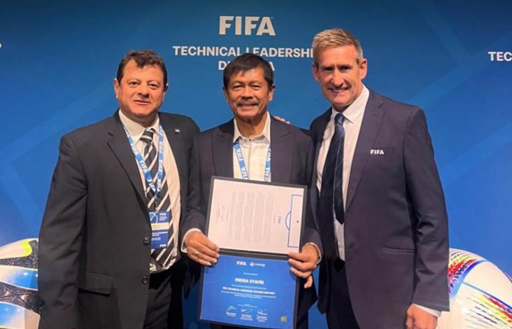 Indra Sjafri Lulus dari Proyek Bergengsi FIFA Technical Leadership Diploma dalam tempat Zurich