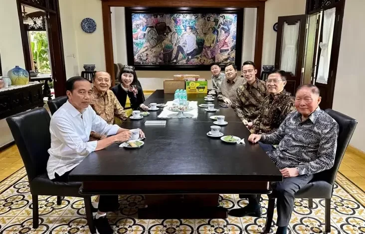 Jokowi Terima Taipan Mochtar Riady Sekeluarga pada di Kediaman Solo, Apa Agendanya?