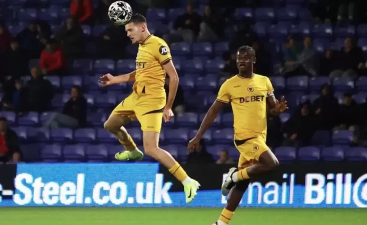 Justin Hubner Gegar Otak pada waktu Lawan Aston Villa, Absen 4 Pekan!
